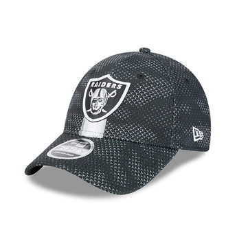 Las Vegas Raiders 2024 NFL Sideline 9Forty Stretch Fit Snapback Cap